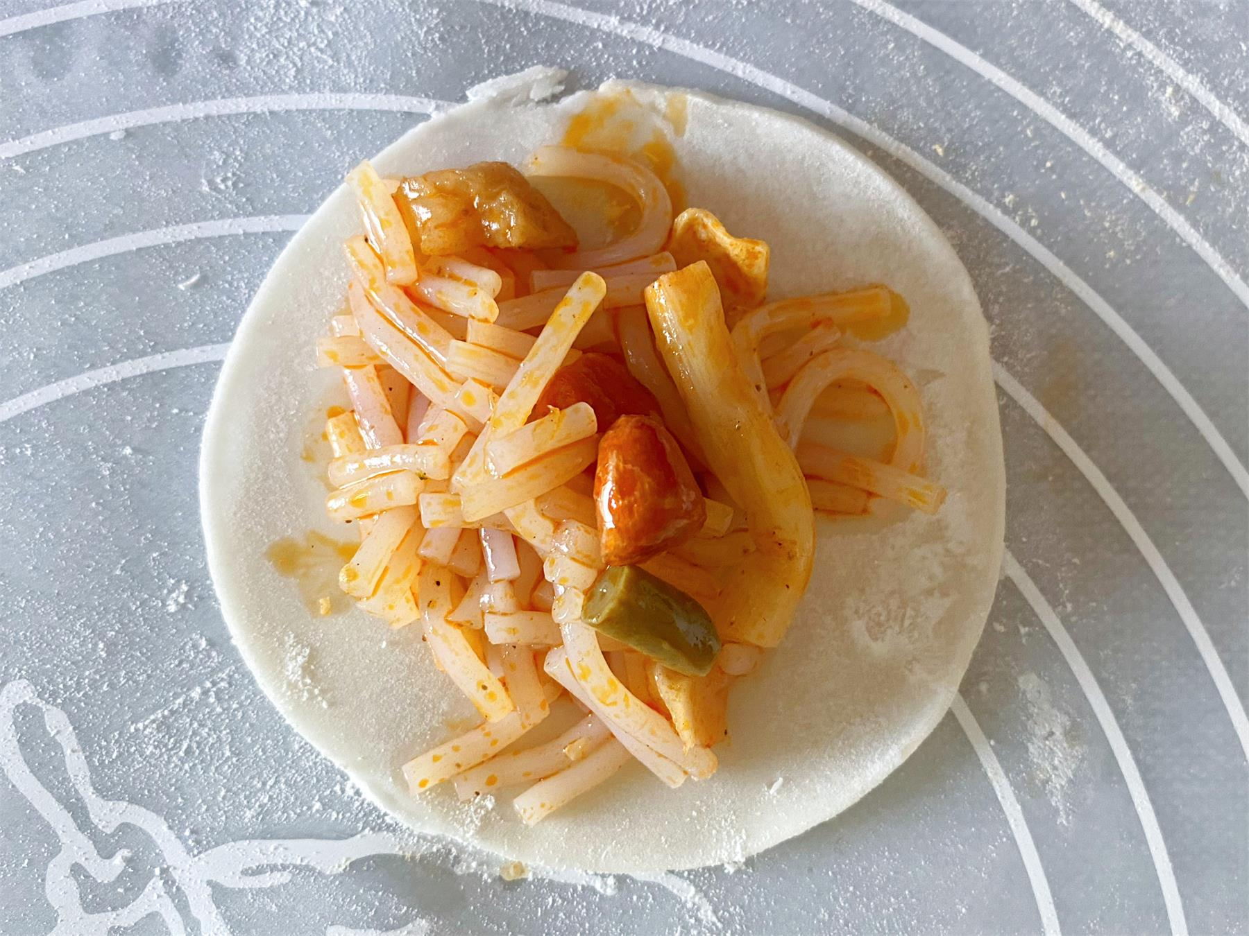螺丝粉馅的饺子(2).jpg
