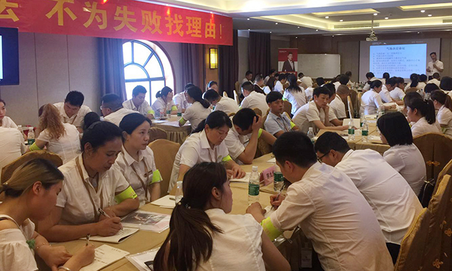 金帝集成灶厂家门店培训湖北站